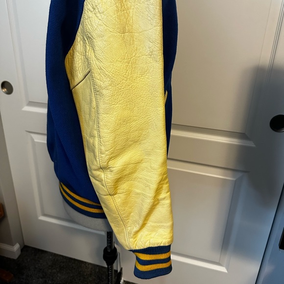 1960’s Lasley Knitting Co Seattle Letterman’s Jacket - Picture 3 of 11